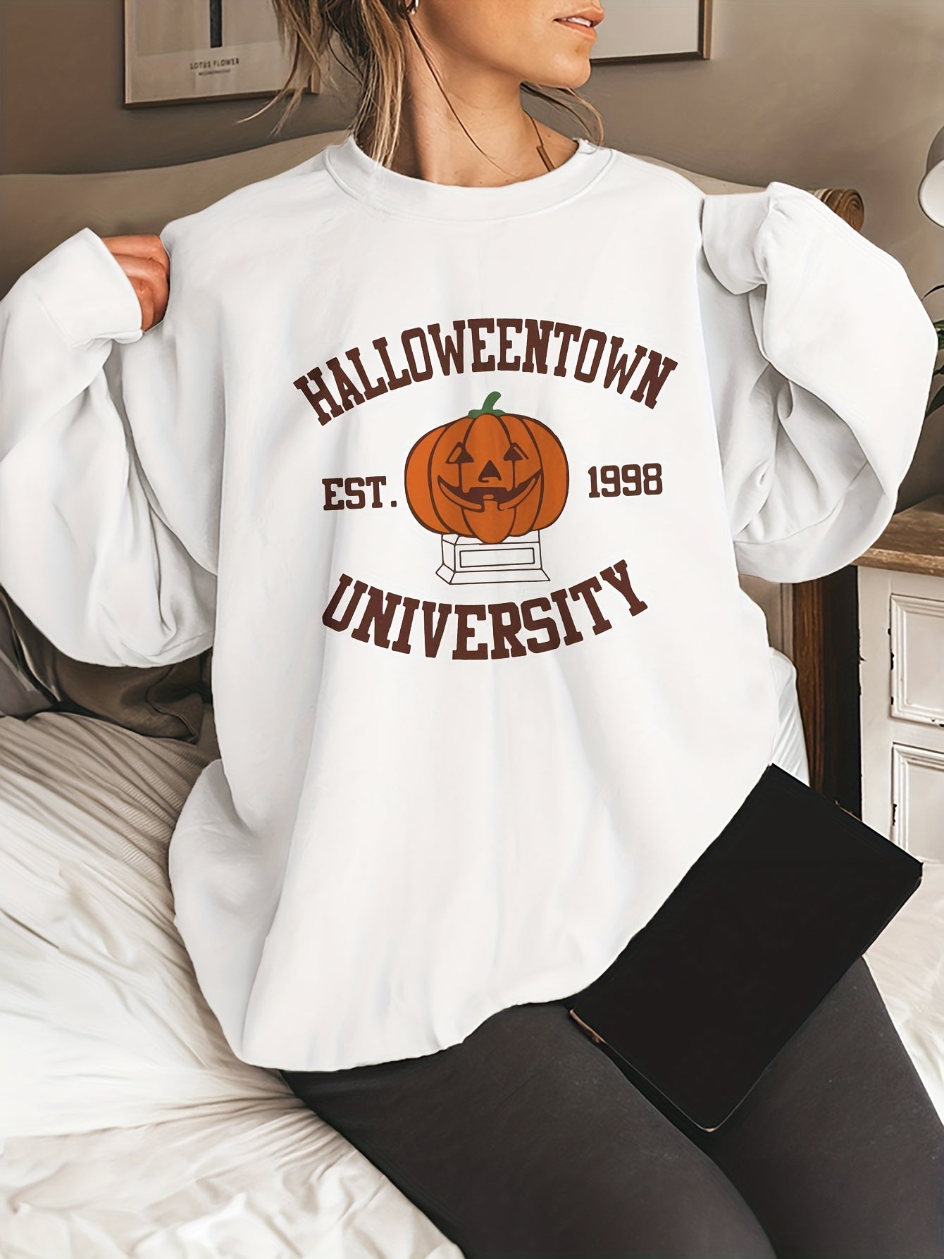 [Halloweentown] Halloween Print Sweatshirt, Women's Casual Long Sleeve Crew Neck